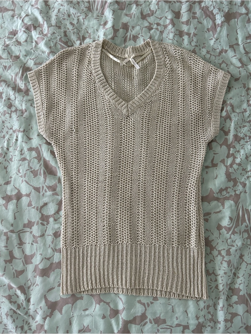 Atmosphere Off white Open-Knit Sweater Vest